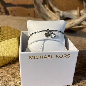Michael Kors bracelet with heart